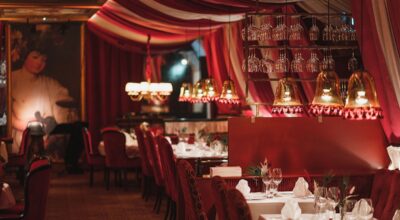 Mese rafinate și senzații pentru toate simțurile: 10 dintre cele mai romantice restaurante din Europa